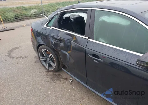 2018 Audi A4 2.0T Tech Premium z USA, uszkodzony, nr VIN WAUENAF49JN001432